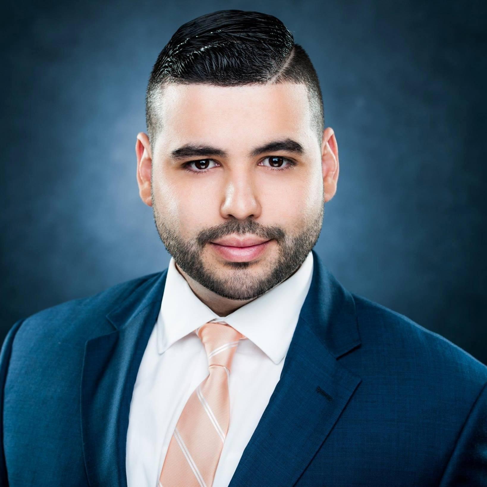 Agent Headshot 